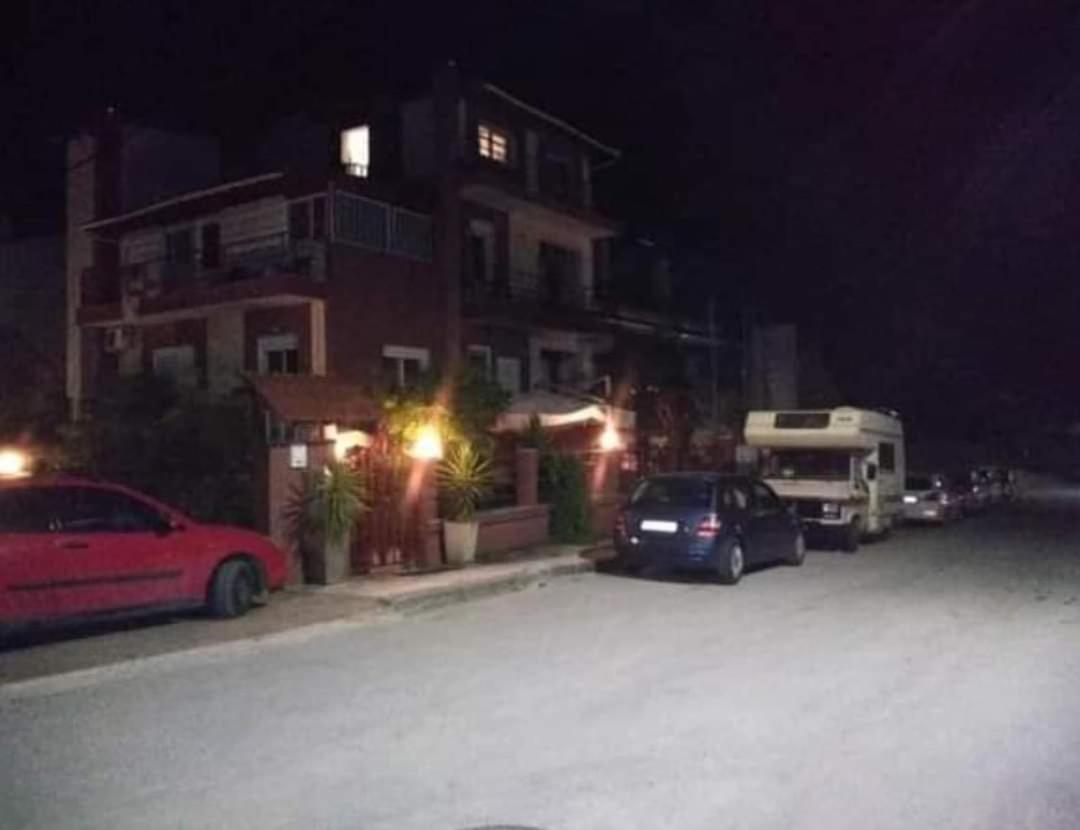 Blue Moon Accommodation Nea Michaniona Ngoại thất bức ảnh